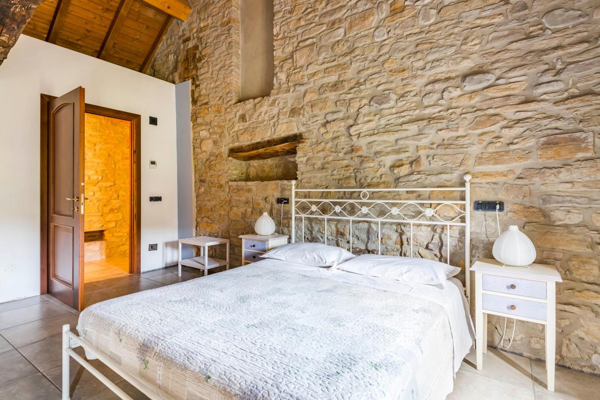 Agriturismo Il Salice Tizzano Val Parma Exterior foto